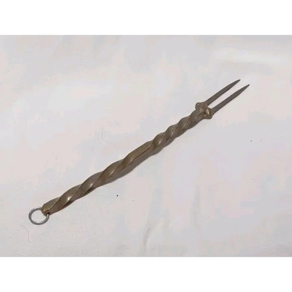 Forged 2 Prong Brass Fork Twisted Handle Iron Nail Prongs